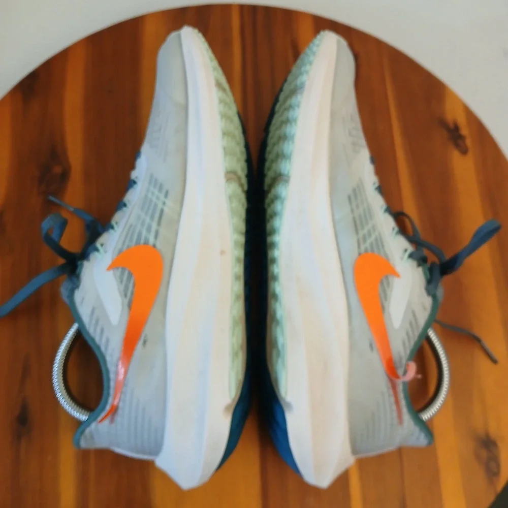 Nike Air Zoom Pegasus 39 Kids 6.5Y Grey Orange Running Shoes DM4015-003